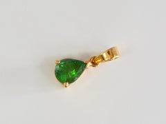 18K Gold 1.48ct Pear Tsavorite Garnet Classic Pronged Pendant Enhancer