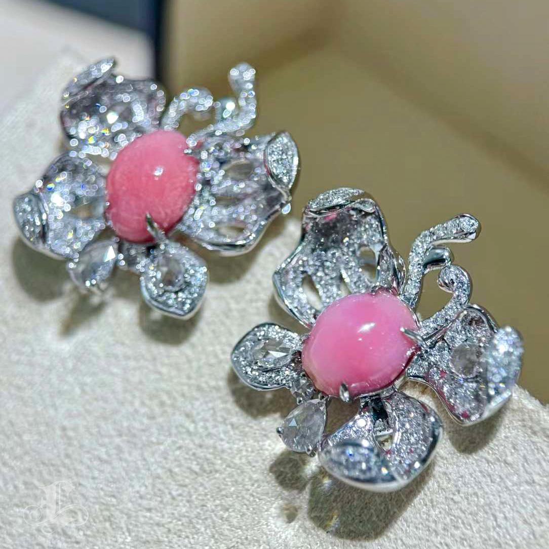 Uncut 【Conchéa】Empress Papillon Conch Pearl & Diamond Earrings — 4.65ct For Sale