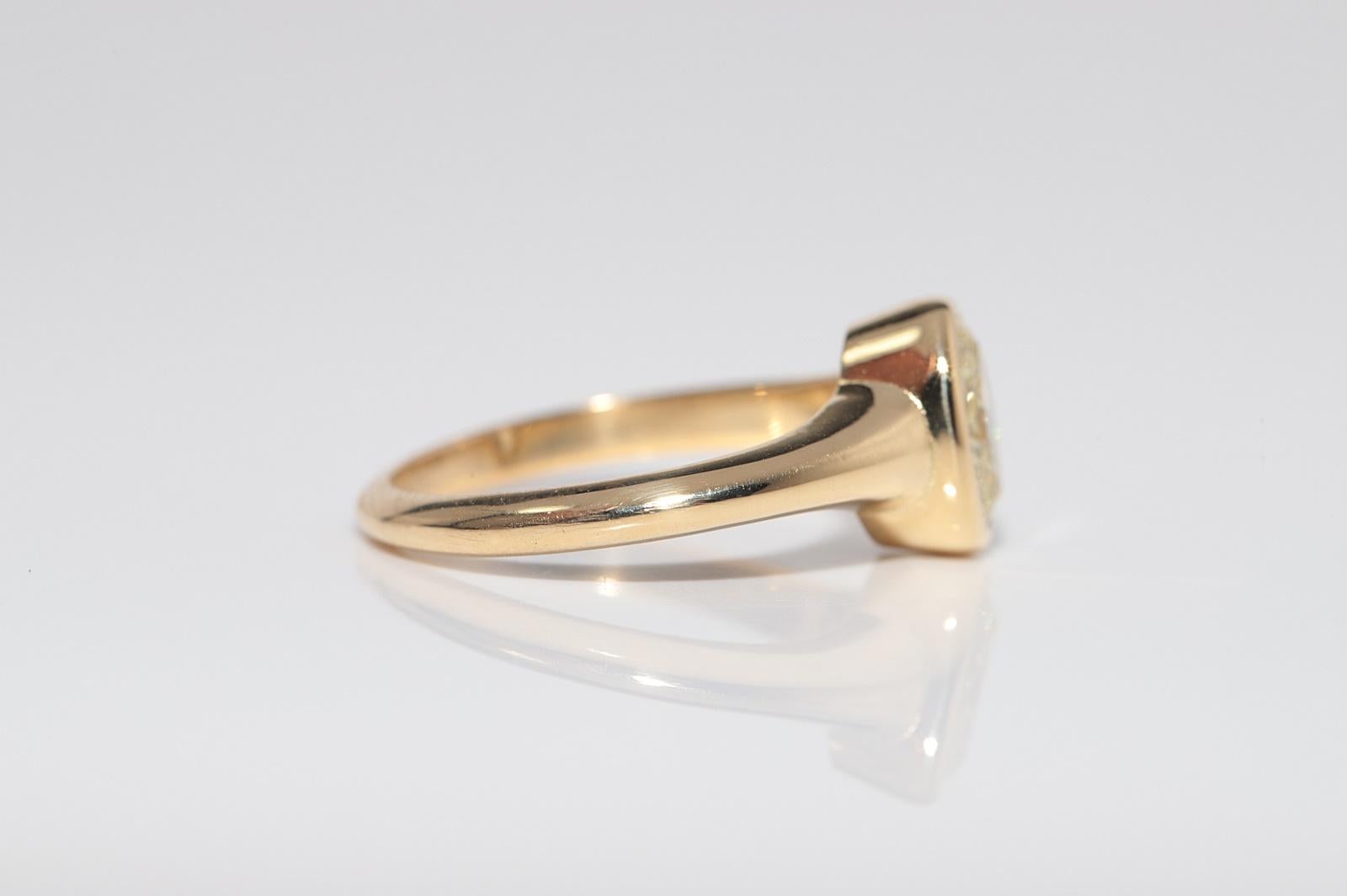 Bague solitaire en or 18k 1.51 ct Light Fancy Color Oval Cut certifiée GIA Pour femmes en vente