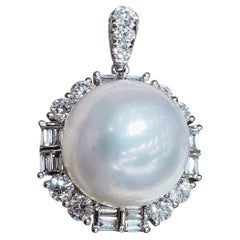【Crown Radiance】Timeless Halo Aurora South Sea Pearl Diamond Pendant