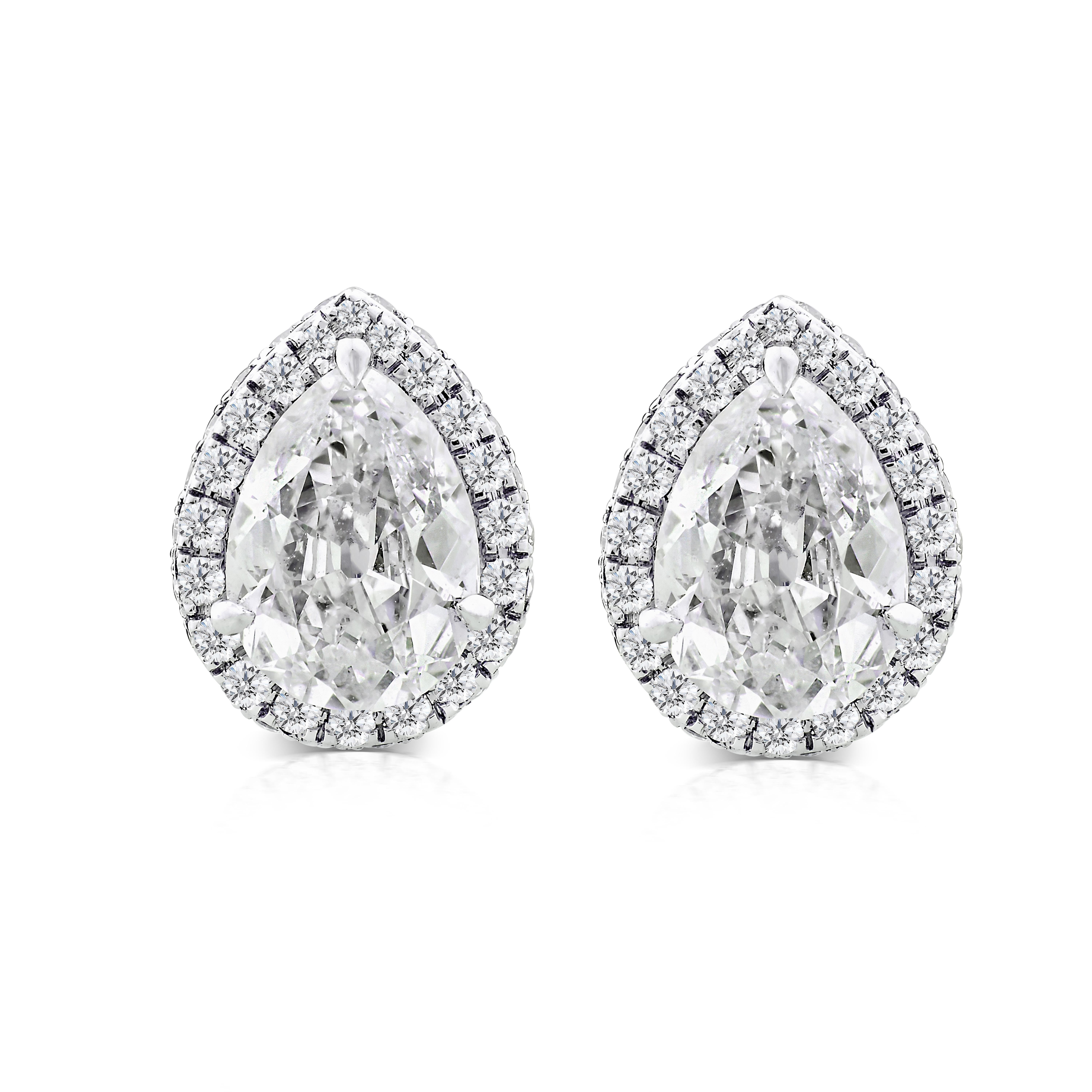 18k Gold 1.57 Ct Old Cut Pear Diamond Halo Earrings Studs Contemporary Earrings In New Condition For Sale In London, GB