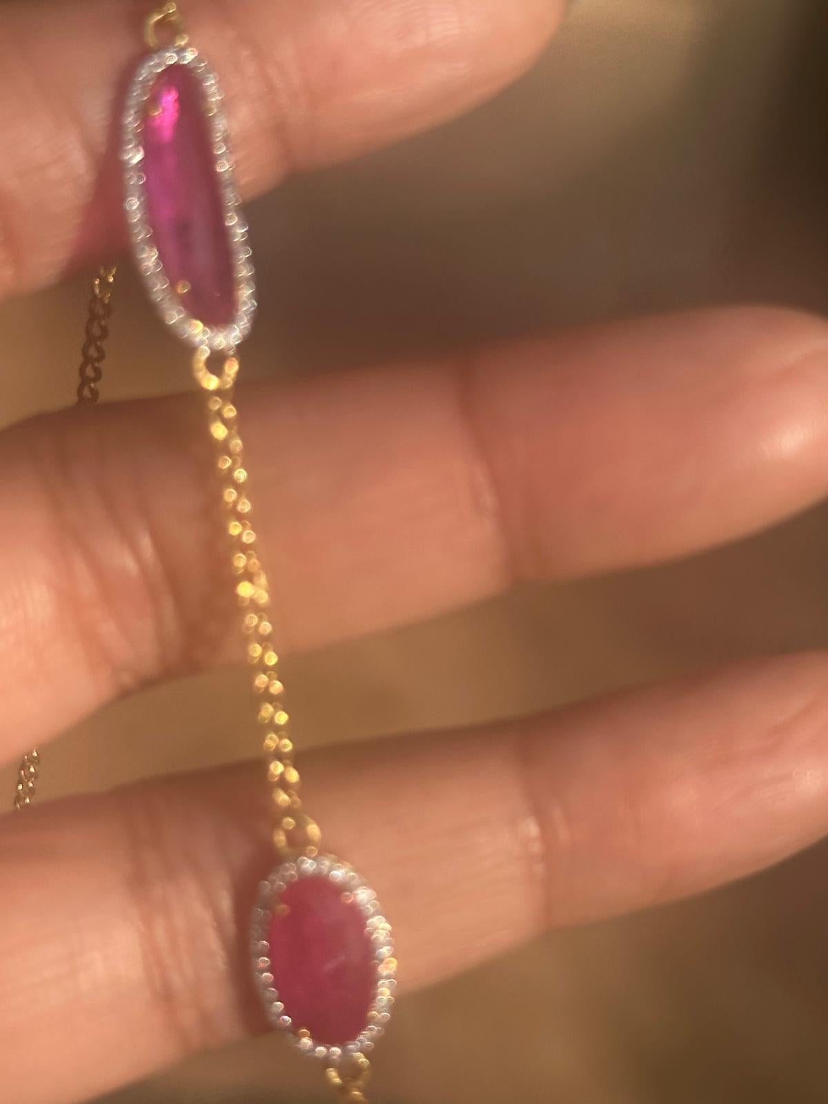 Collana in oro 18k con diamanti e rubini da 15,85 carati In condizioni Nuovo in vendita a Yorba Linda, CA