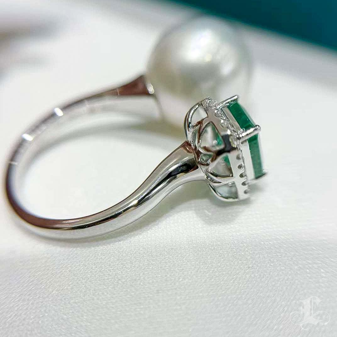 【Sculpted Geometry】Twin Gleam Emerald Aurora South Sea Pearl Diamond Ring For Sale 1