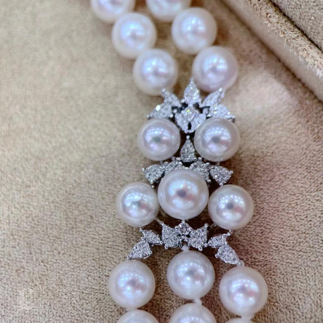 【Crown Radiance】Royal Bloom Collier de perles d'Akoya à trois brins avec diamants Pour femmes en vente
