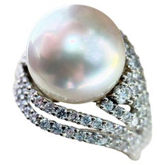Anello di dichiarazione con perle Aurora dei mari del Sud incastonate a diamante