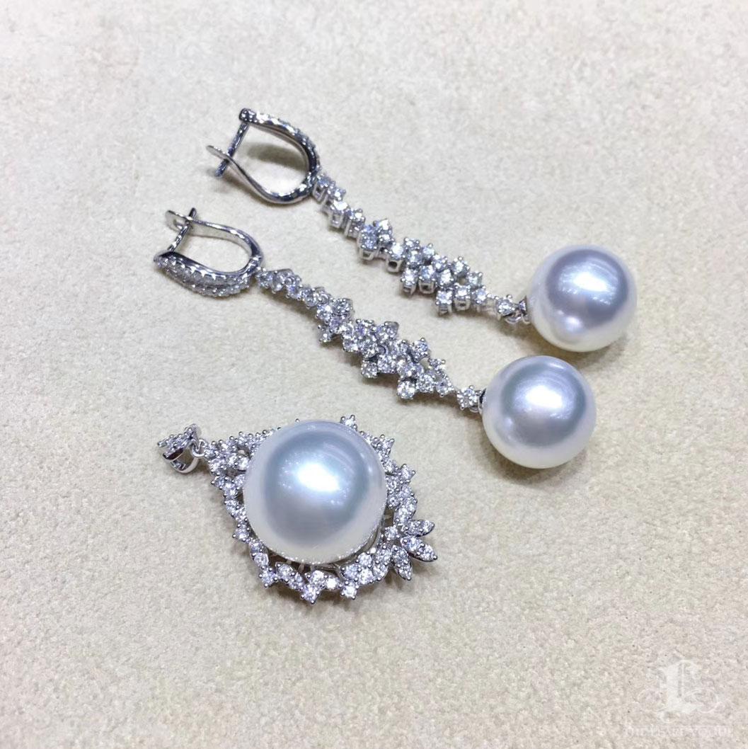 【Vine Symphony】Fountain Line Aurora South Sea Pearl & Diamond Drop Earrings For Sale 6