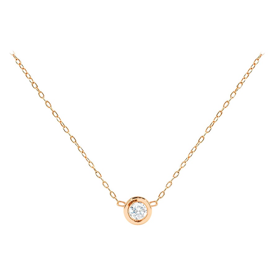 Moderno Collana di diamanti in oro 18k da 1,7 mm Collana solitaria elegante Collana con castone in vendita
