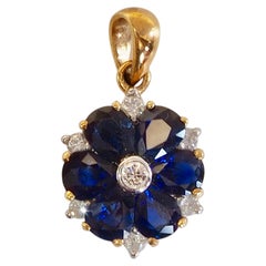 18K Gold 1.70ct Pear Blue Sapphire & 0.16ct Diamond Floral Motif Pendant