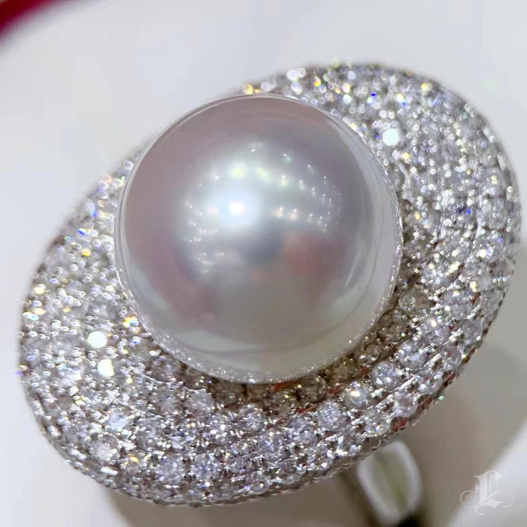 【Crown Radiance】Convertible Stellar South Sea Pearl & Diamond Ring Pendant For Sale 1