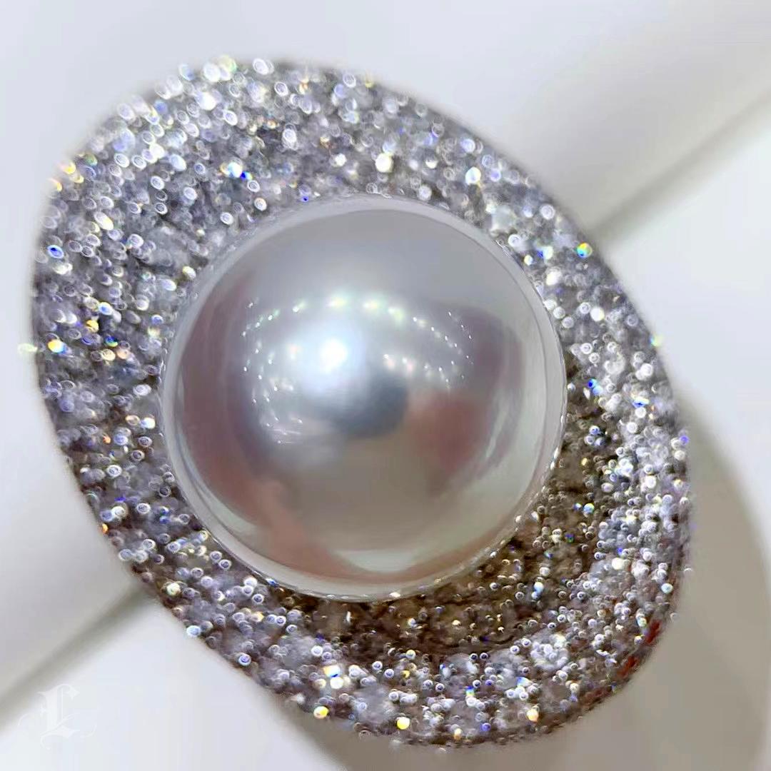 【Crown Radiance】Convertible Stellar South Sea Pearl & Diamond Ring Pendant For Sale 2