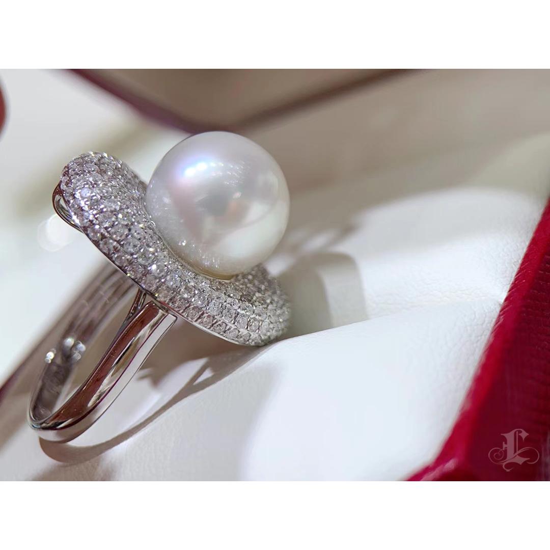 【Crown Radiance】Convertible Stellar South Sea Pearl & Diamond Ring Pendant For Sale 3