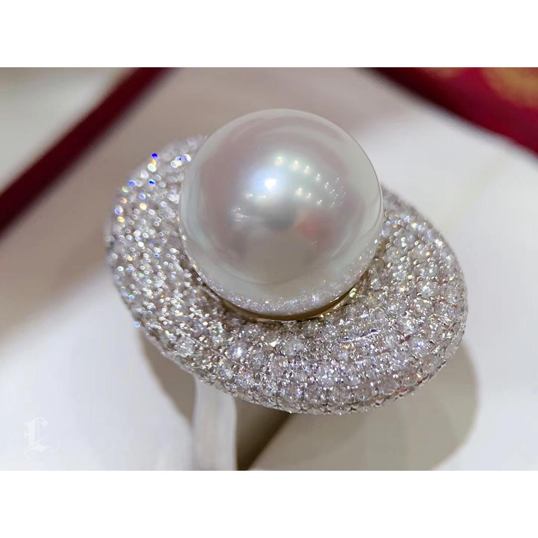 【Crown Radiance】Convertible Stellar South Sea Pearl & Diamond Ring Pendant For Sale 5