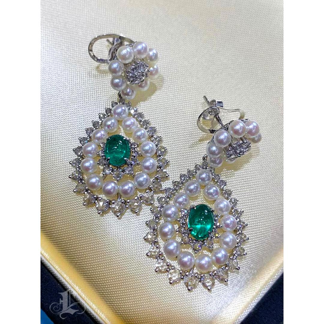 Women's 【Jādora】Imperial Teardrop Baby Akoya Pearl Emerald Diamond Earrings For Sale