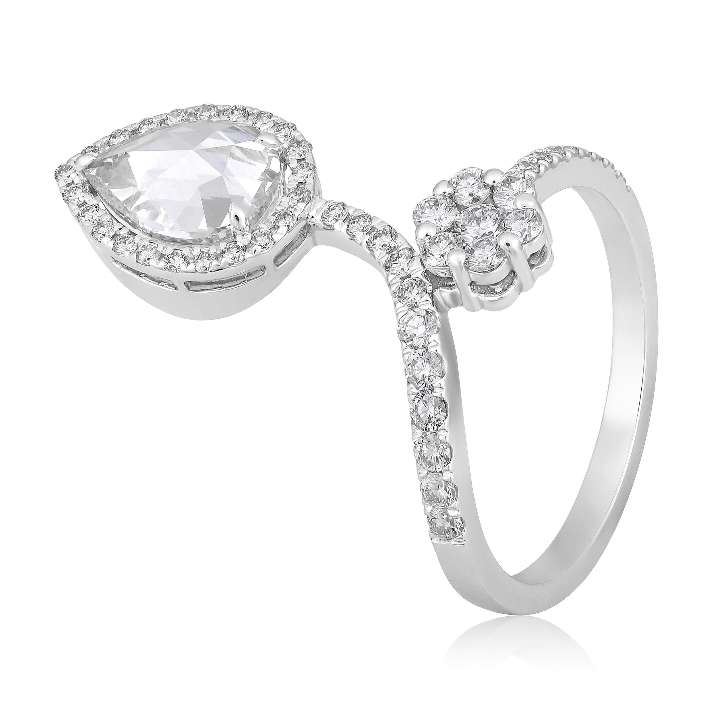 Crafted in 4.1 grams of 18K White Gold, the ring contains 29 stone of Round Lab Created Diamond with a total of 0.38 carat in D-F color and VVS-VS clarity combined with 1 stones of Rose Cut Round Side Lab Created Diamonds with a total of 1.28 carat