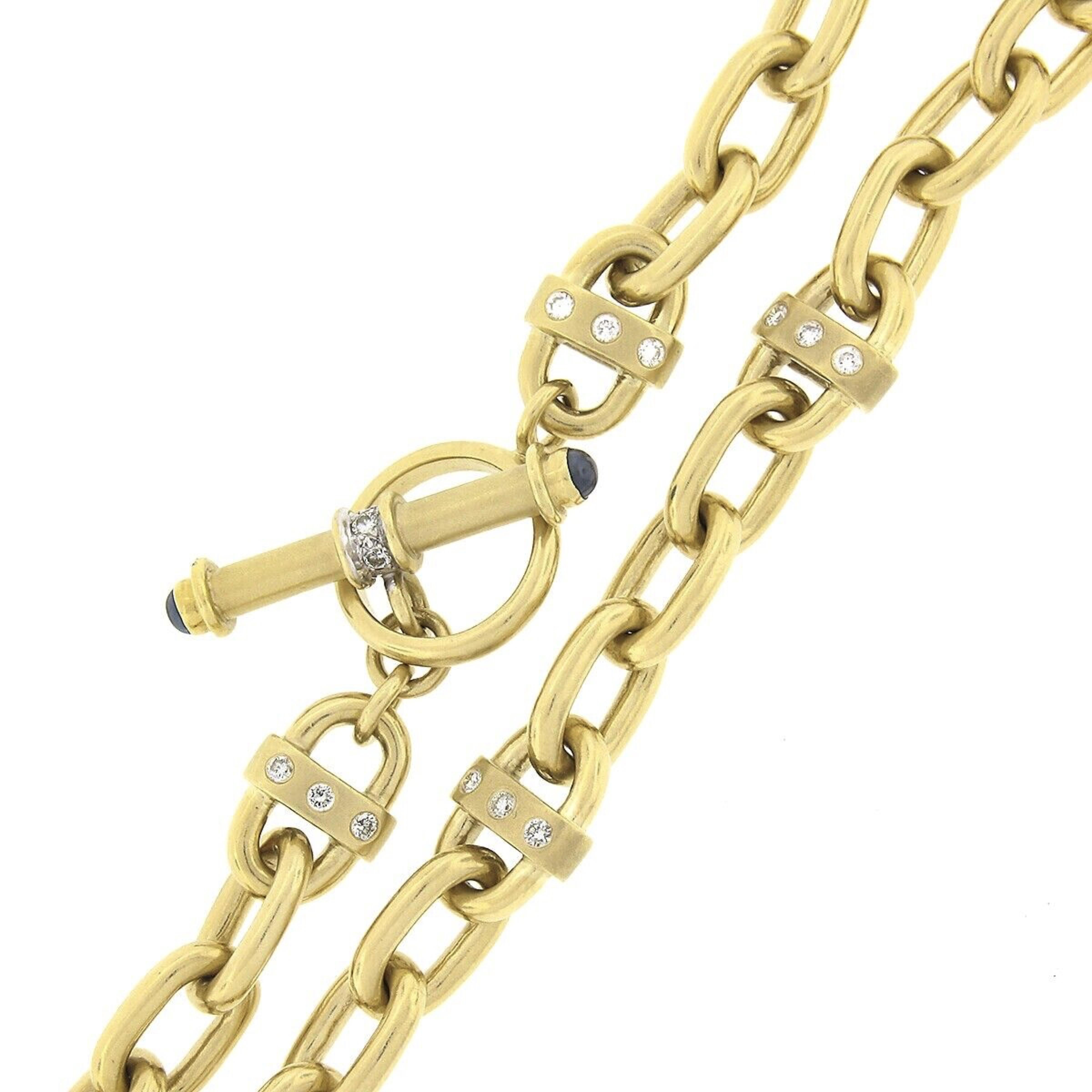 Taille ronde Collier ras du cou en or 18 carats avec chaîne à maillons en forme de câble et diamants de 3,50 carats avec fermoir à bascule en vente