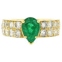 18k Gold 1.80ct Pear Cut Emerald Solitaire & Pave Round Diamond Engagement Ring