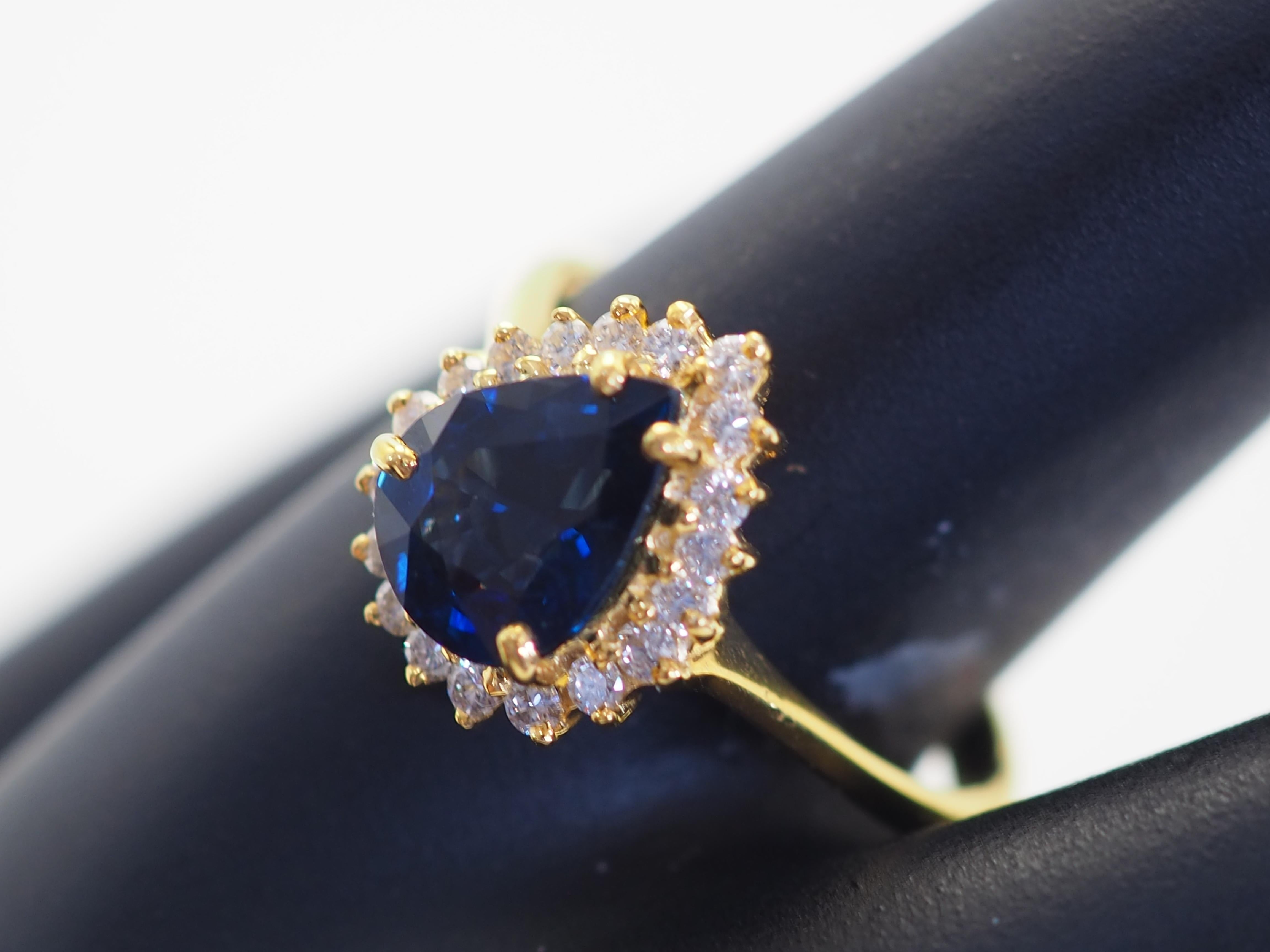 Bague fine en or 18 carats avec saphir bleu poire 1,83 carat et halo de diamants 0,28 carat en vente 4
