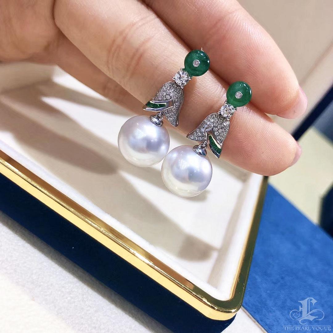 Women's 【Crown Radiance】Emerald Bloom Aurora South Sea Pearl Gala Earrings For Sale