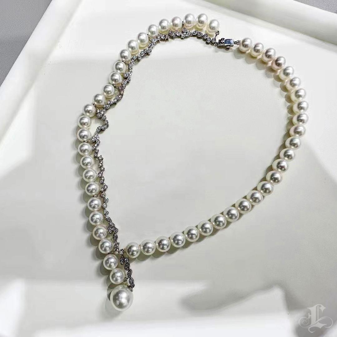 【 Sculpted Geometry】Sculpted Harmony Akoya & South Sea Pearl Diamond Necklace For Sale 2