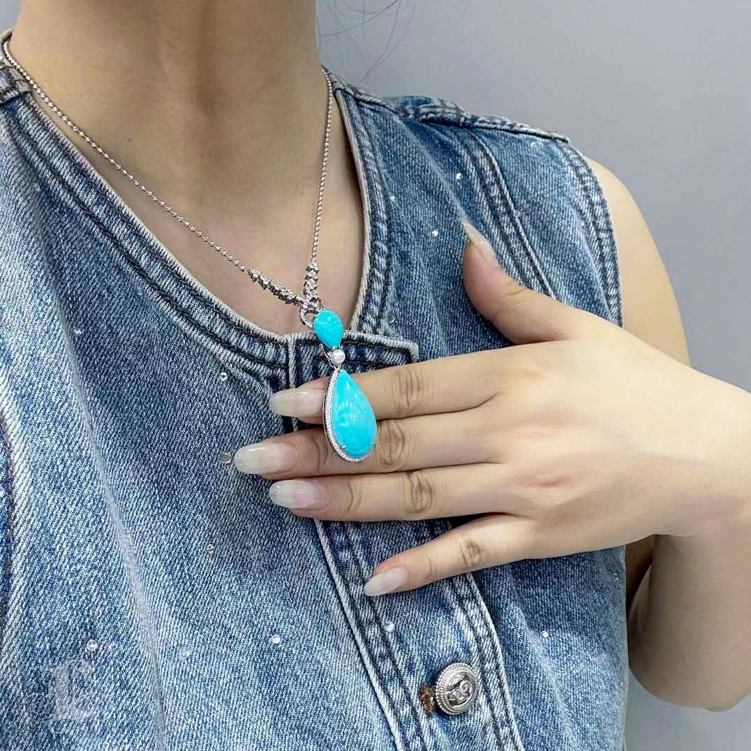 Uncut 【Caelmare】Ocean Empress Turquoise & Diamond Pendant For Sale