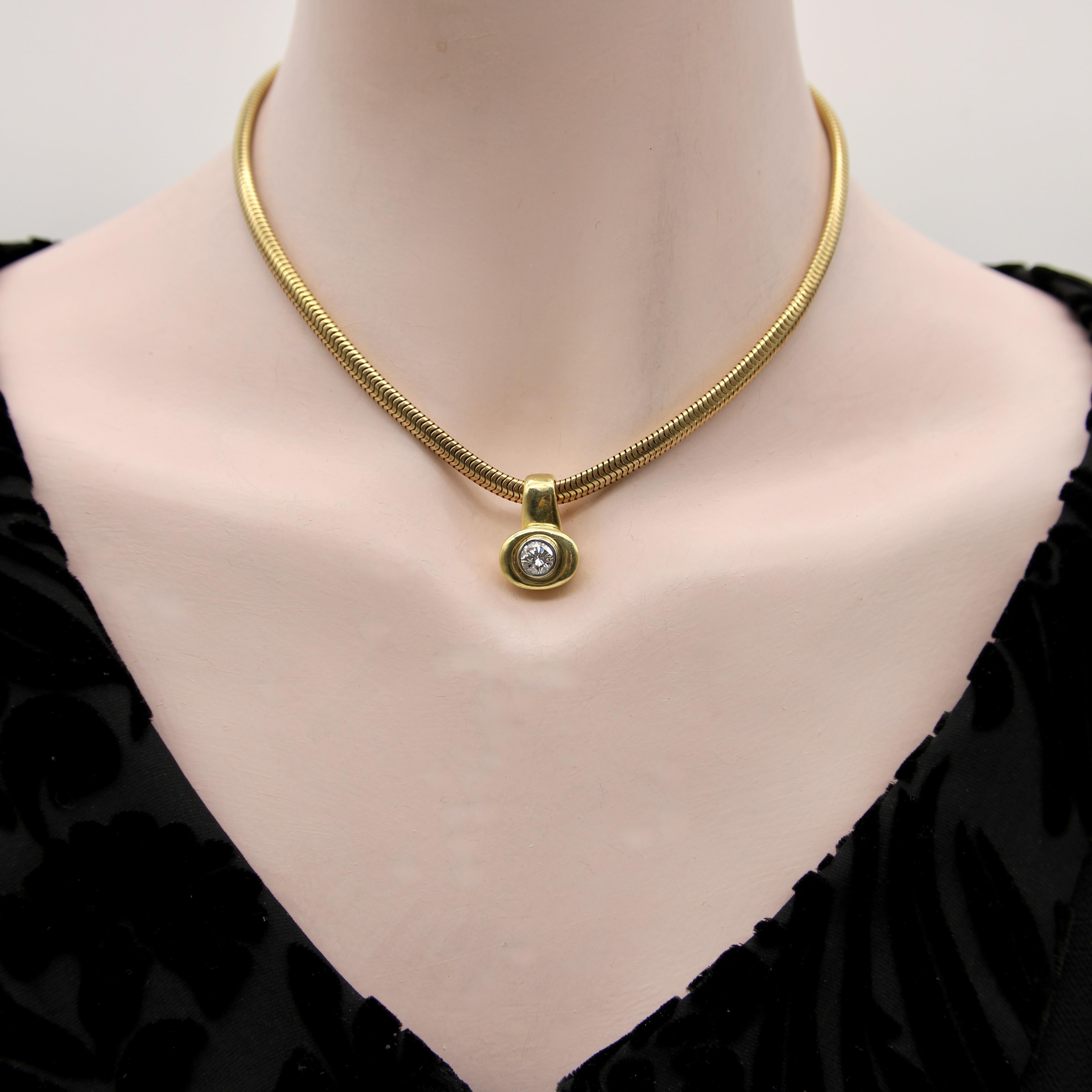 Ciondolo in oro 18K anni '80 con diamante da 1 carato in vendita 4