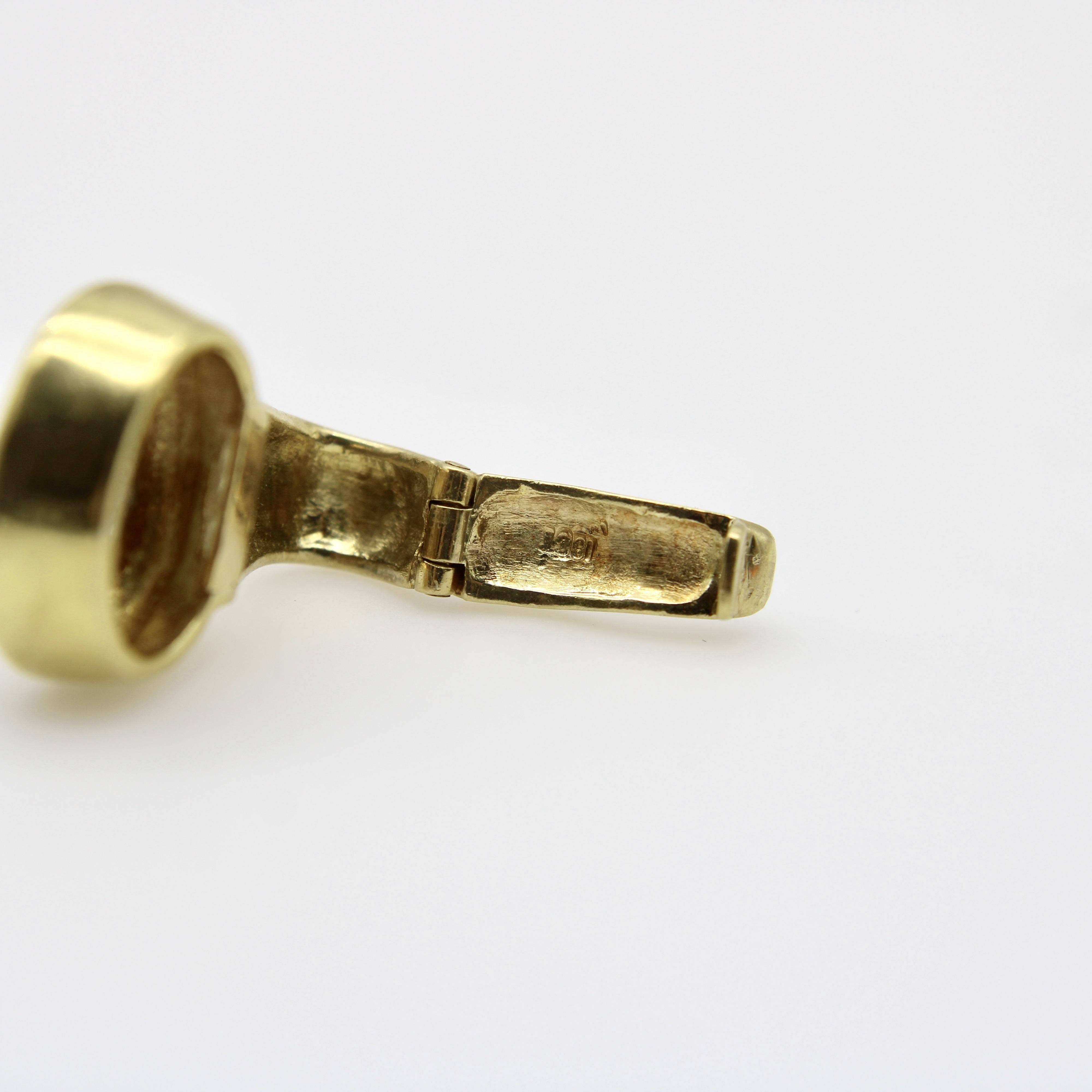 Ciondolo in oro 18K anni '80 con diamante da 1 carato in vendita 3