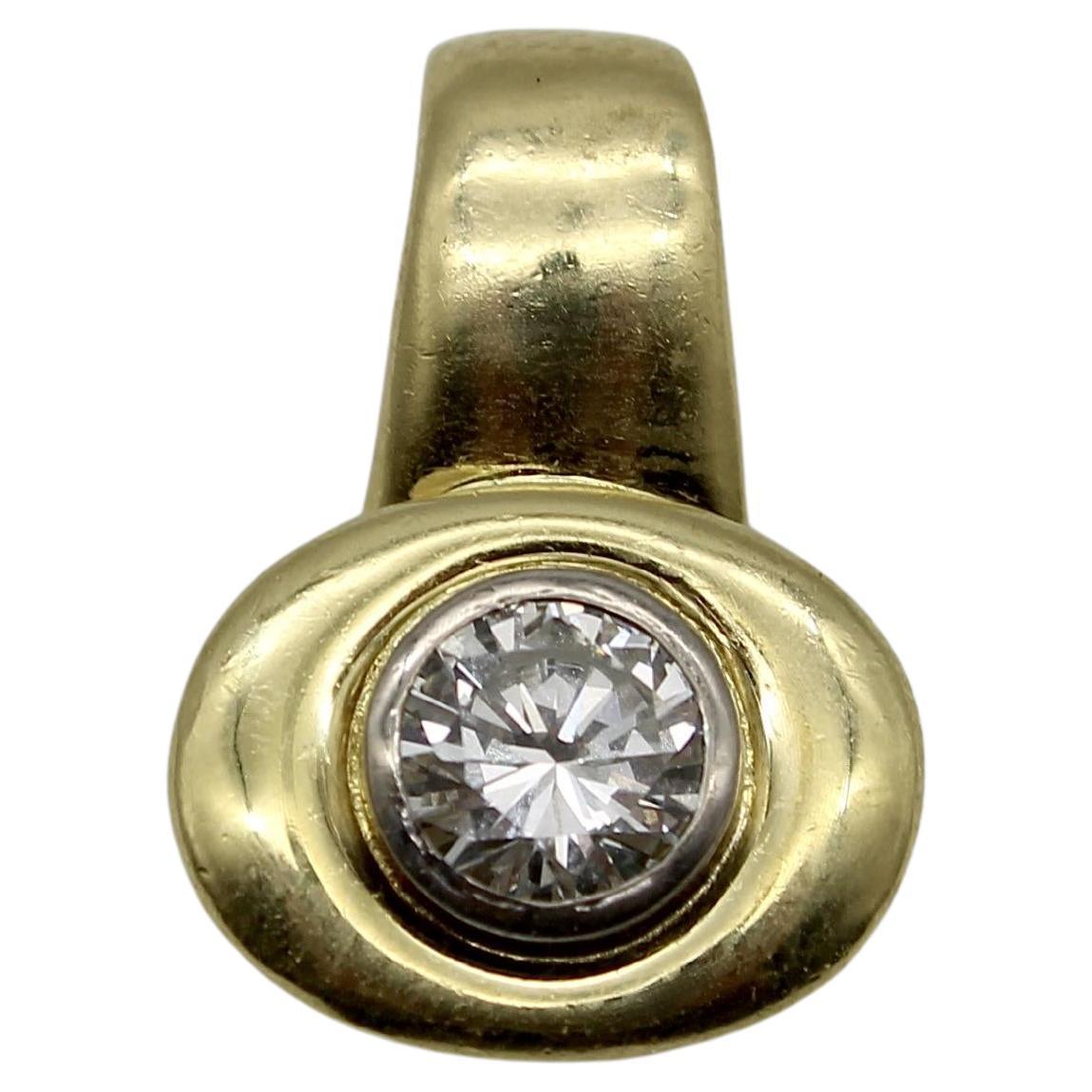 Pendentif en or 18K des années 1980 avec 1 carat de diamant