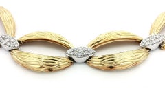 18k Gold 1ctw Diamond Wavy Pattern Textured Open Marquise Shape Link Necklace