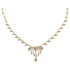 18K Gold 2 Carat Round Brilliant Diamond Floral Chain Necklace