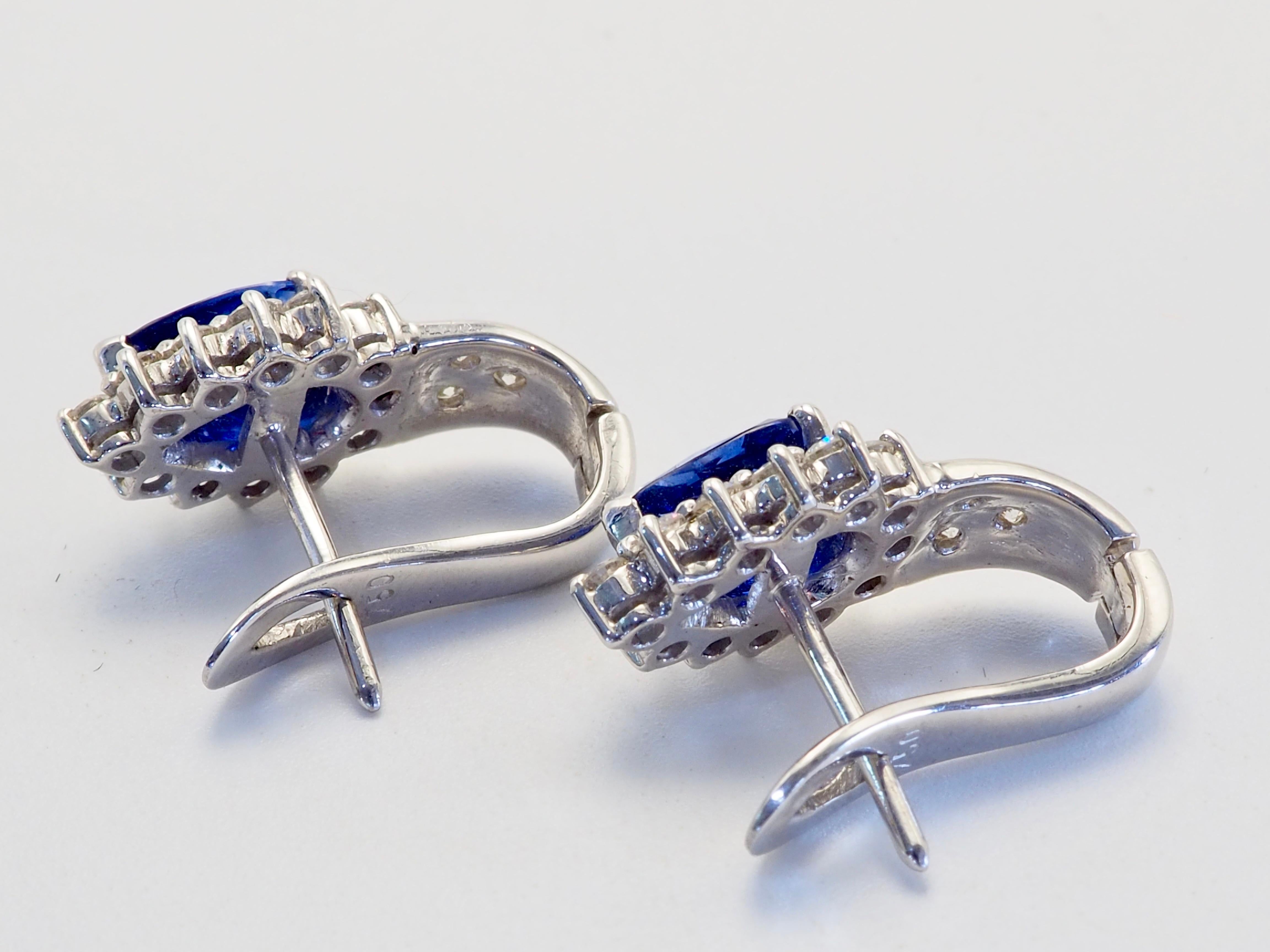 18K Gold 2.00ct Birne Vivid Blue Sapphire & 0.60ct Diamant Ohrringe (Tropfenschliff) im Angebot