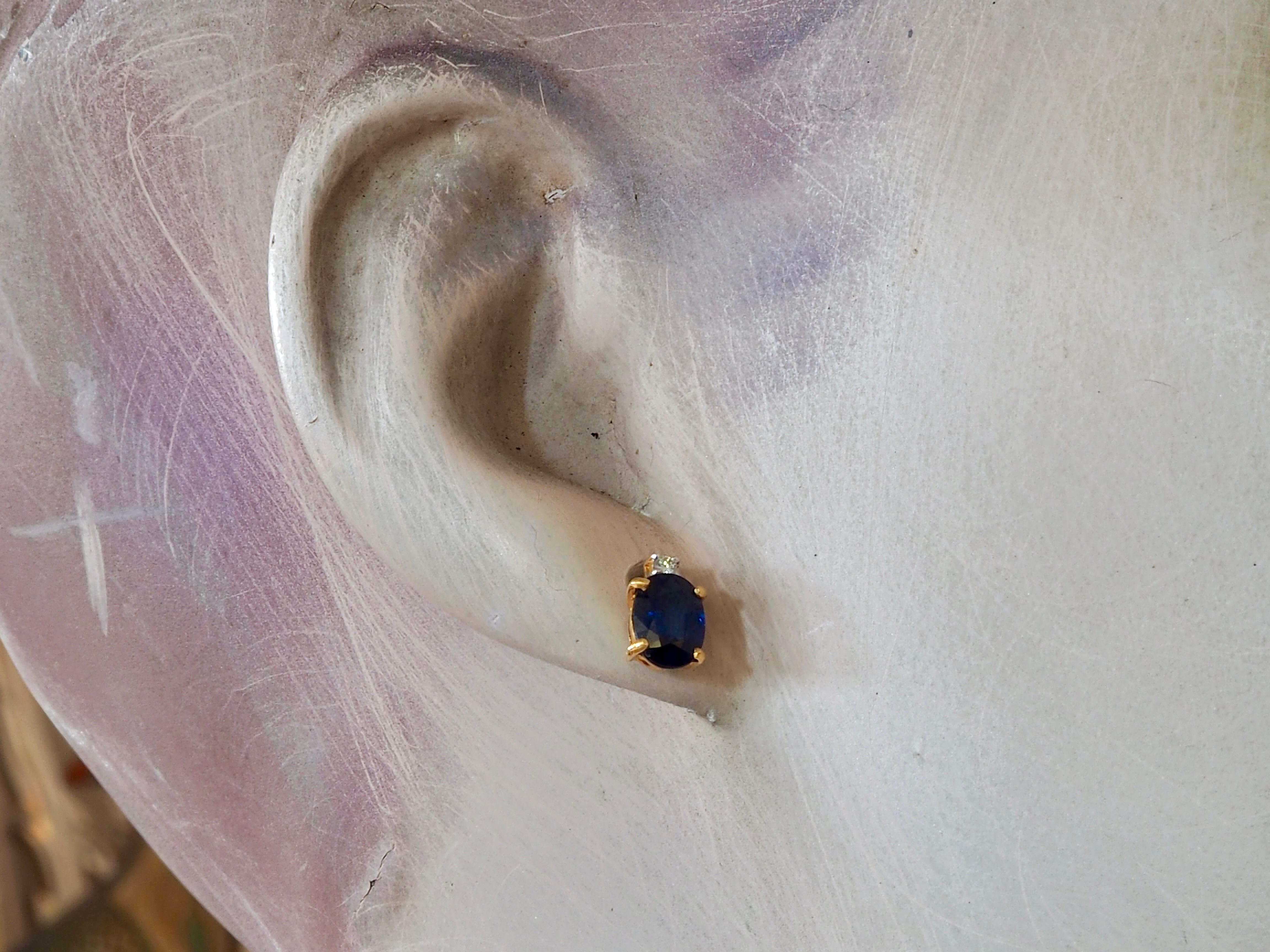 18K Gold 2.03ct Blue Sapphire & 0.04ct Diamond Fine Stud Earrings 1