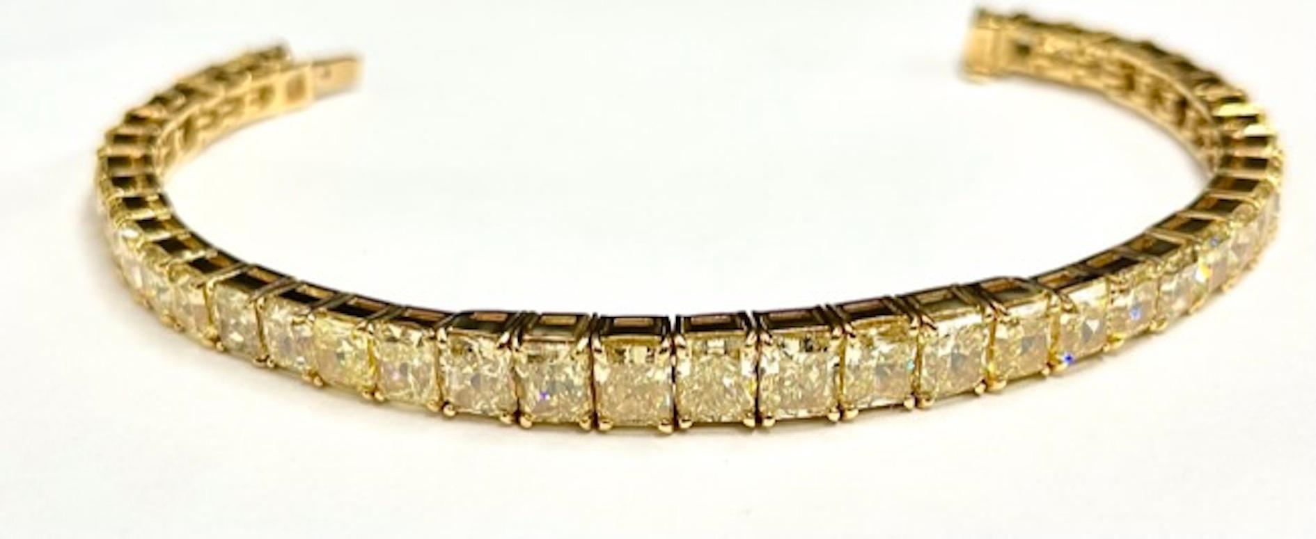 Radiant Cut 18k Gold  20.91Cttw Natural Yellow Diamonds Flexible Bangle Bracelet For Sale