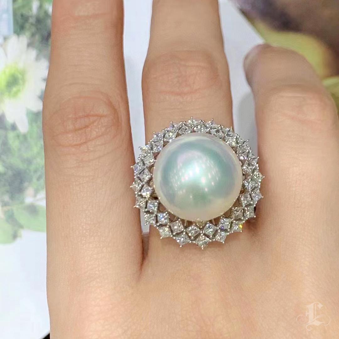 【Crown Radiance】Crown Halo Convertible South Sea Pearl Diamond Ring Pendant For Sale 6