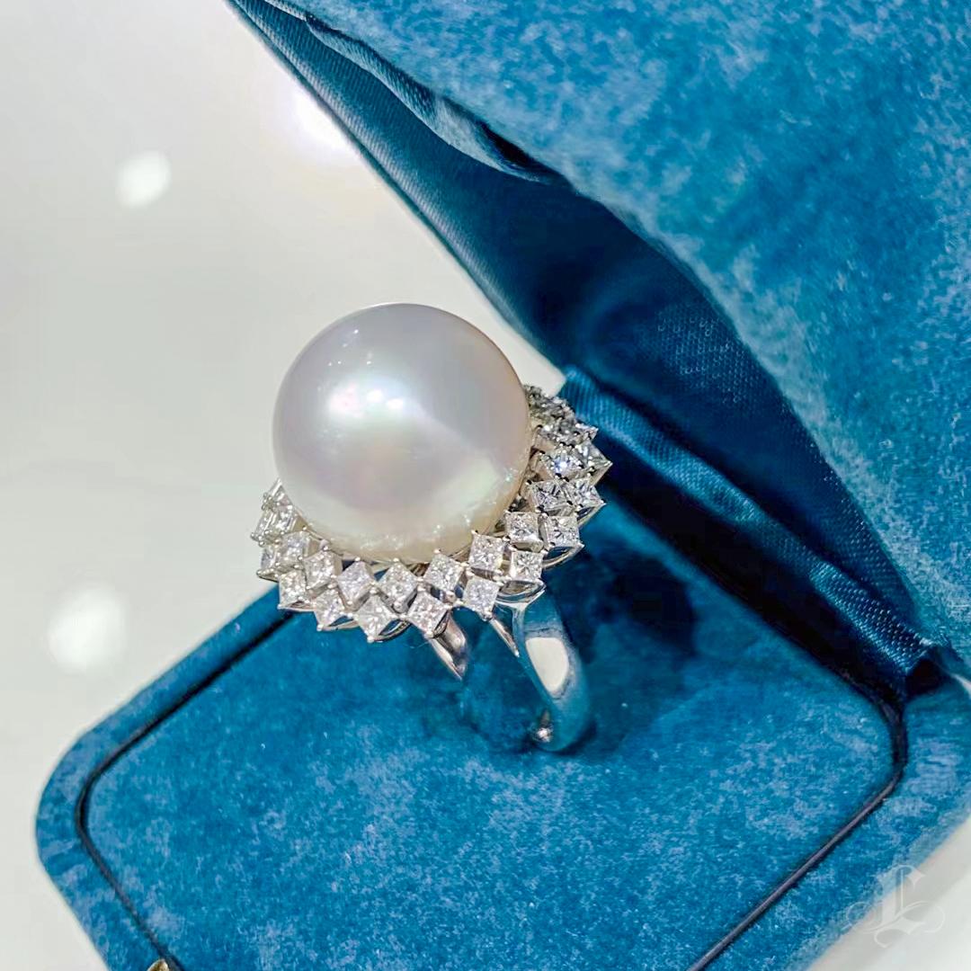 【Crown Radiance】Crown Halo Convertible South Sea Pearl Diamond Ring Pendant For Sale 1