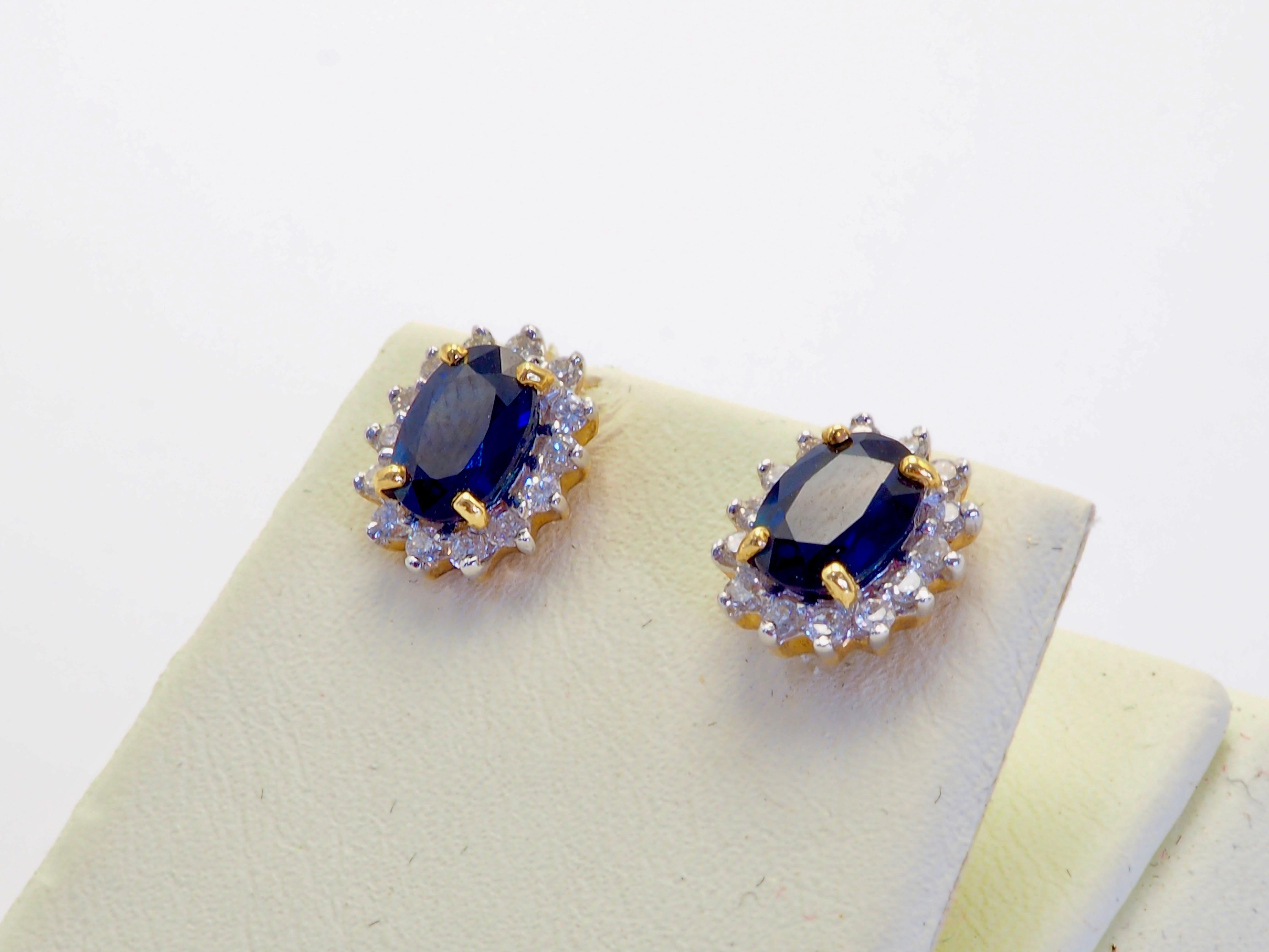 Women's or Men's 18K Gold 2.10ct Blue Sapphire & 0.36ct Diamond Stud Earring