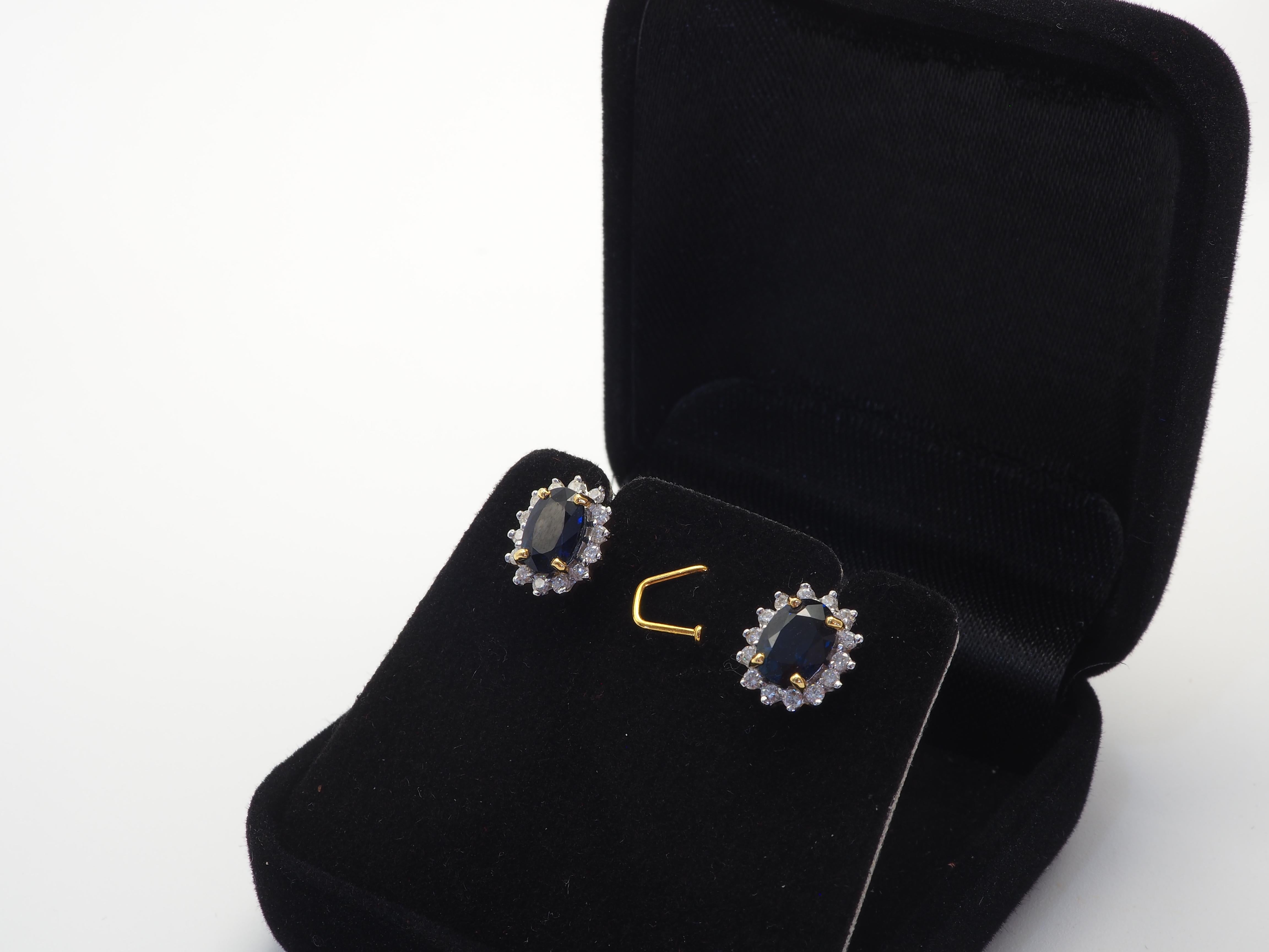 18K Gold 2.10ct Blue Sapphire & 0.36ct Diamond Stud Earring 1
