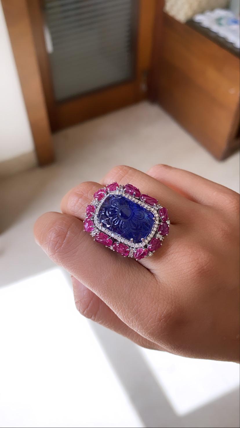18k Gold, 21.67 Carats Carved Tanzanite, Ruby Leaves & Diamonds Cocktail Ring 1