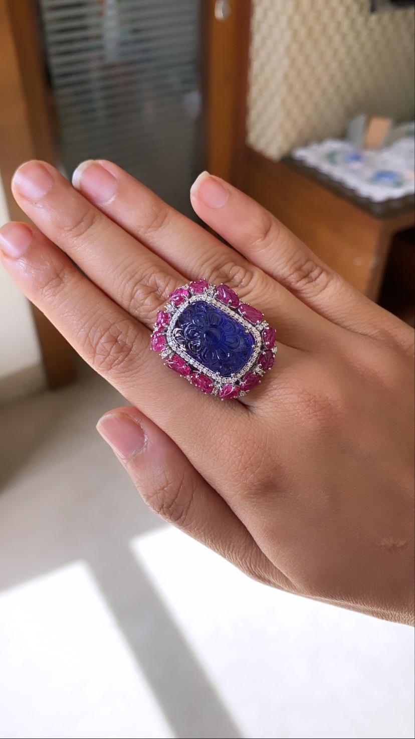 18k Gold, 21.67 Carats Carved Tanzanite, Ruby Leaves & Diamonds Cocktail Ring 2