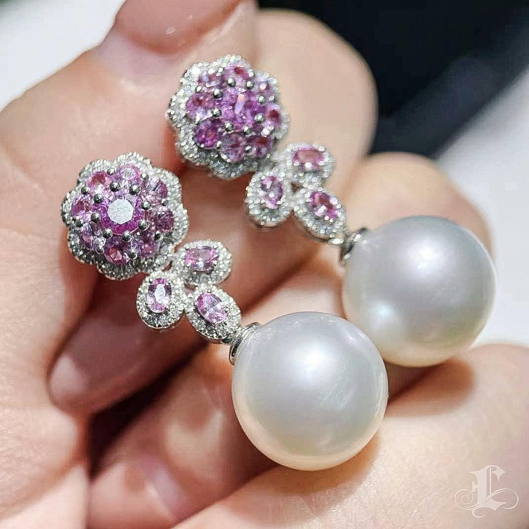 【Vine Symphony】Floral Sapphire Aurora South Sea Pearl Diamond Evening Earrings For Sale 2