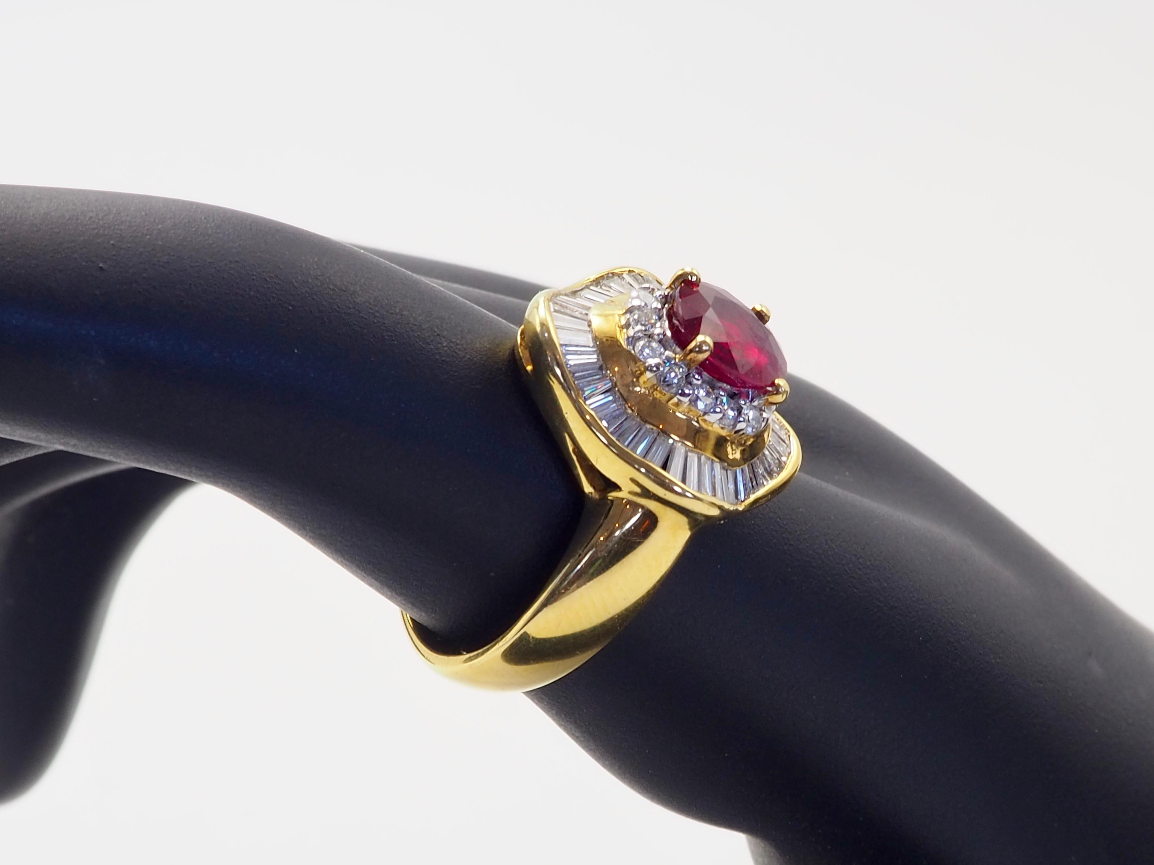 Bague Ballerina en or 18 carats, rubis thaï ovale de 2,51 ct et diamant de 1,20 ct en vente 4