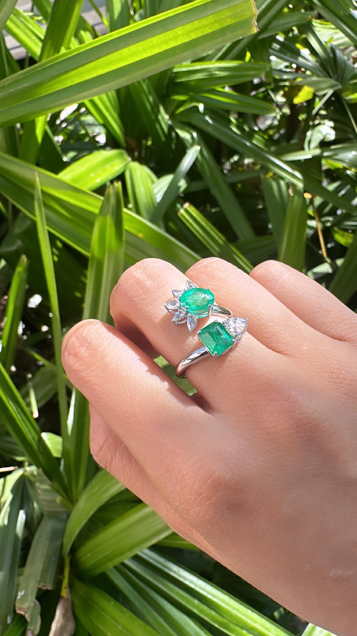 Anillo de cóctel de oro de 18 quilates, 2,63 quilates, esmeralda natural de Zambia y diamantes talla rosa en venta 2
