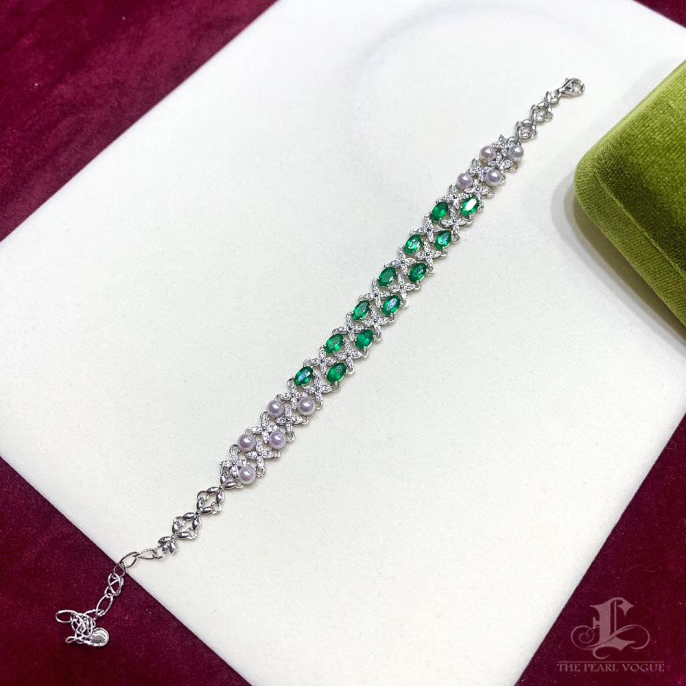 【Jādora】Forest Whisper Aurora Akoya Pearl Emerald Bracelet Neuf - En vente à New York, NY
