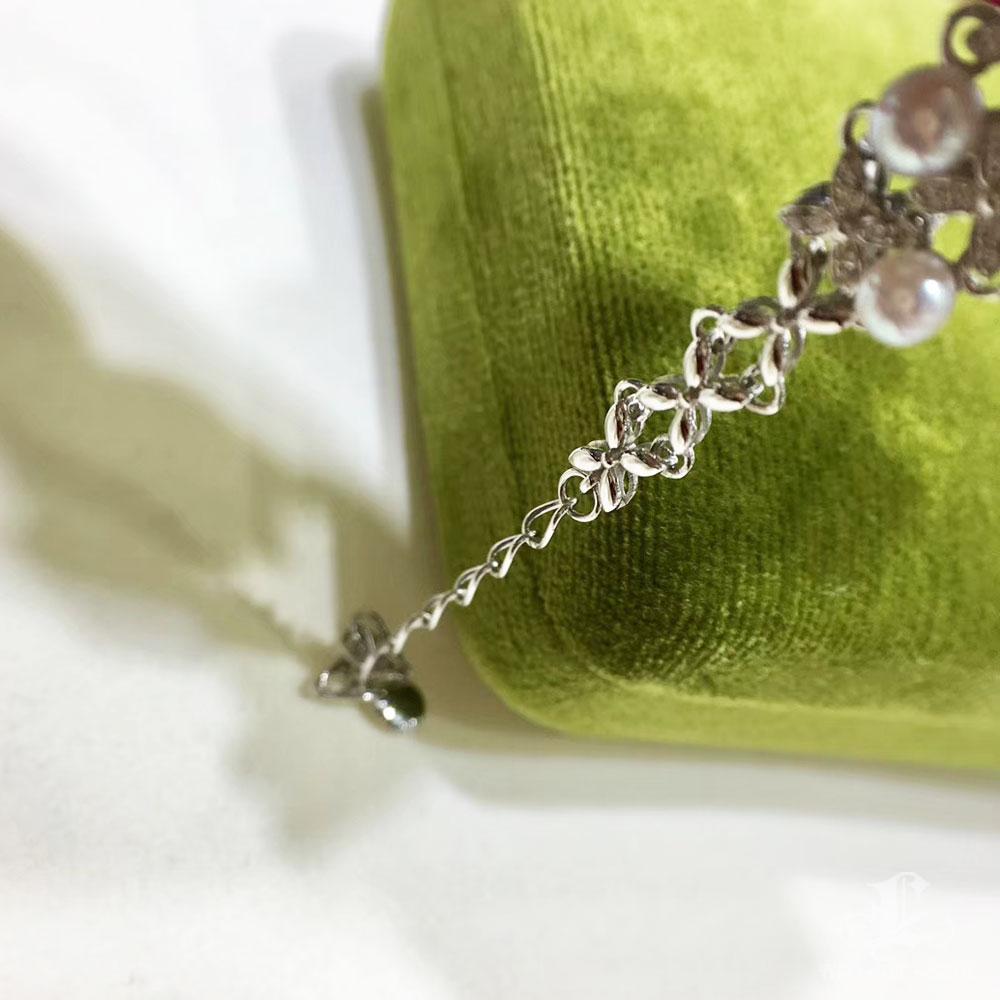 【Jādora】Forest Whisper Aurora Akoya Pearl Emerald Bracelet en vente 3