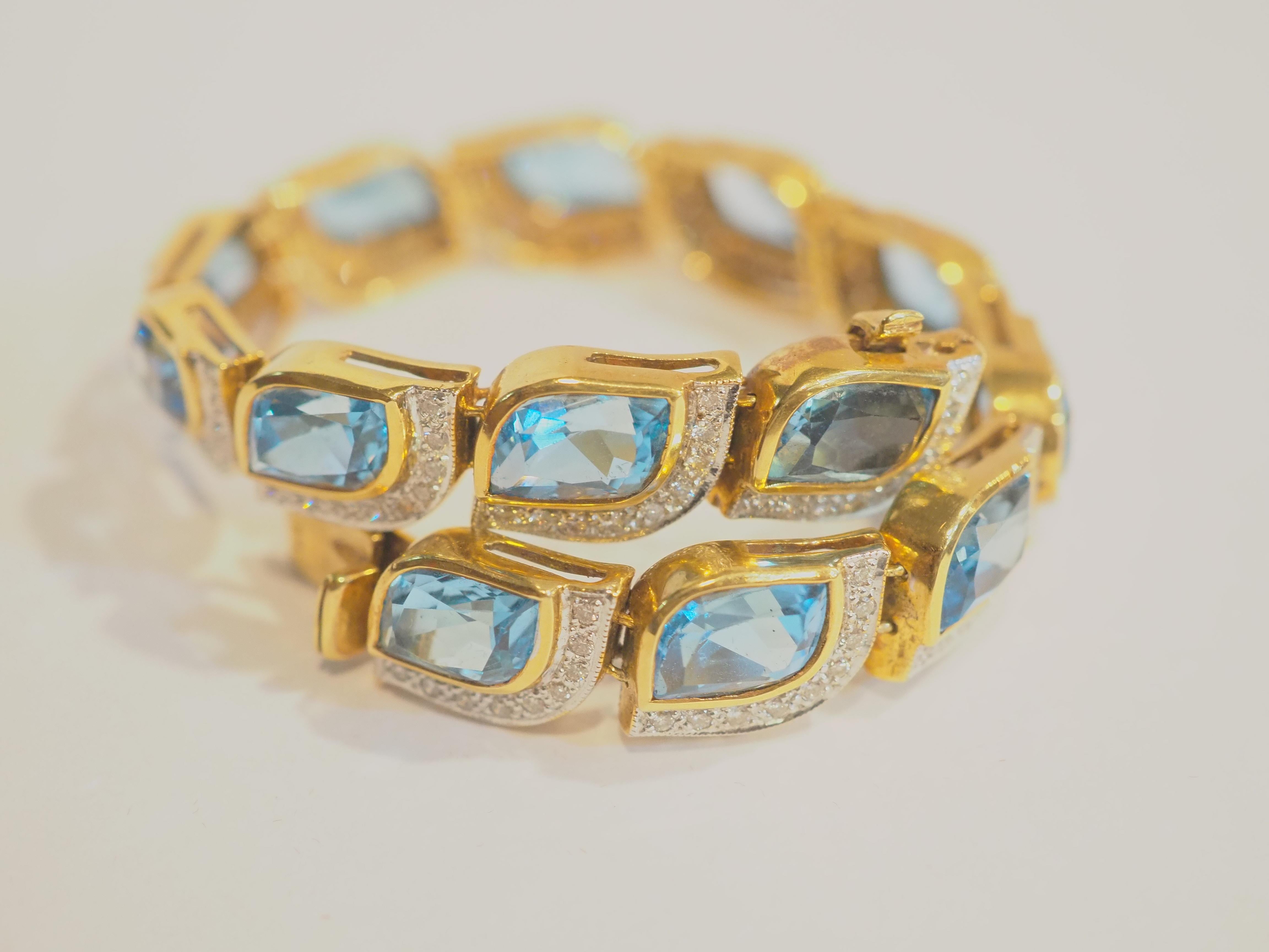 18K Gold 30.16 Carat Mixed Cut Blue Topaz & 1.41ct Diamond Bracelet For Sale 2