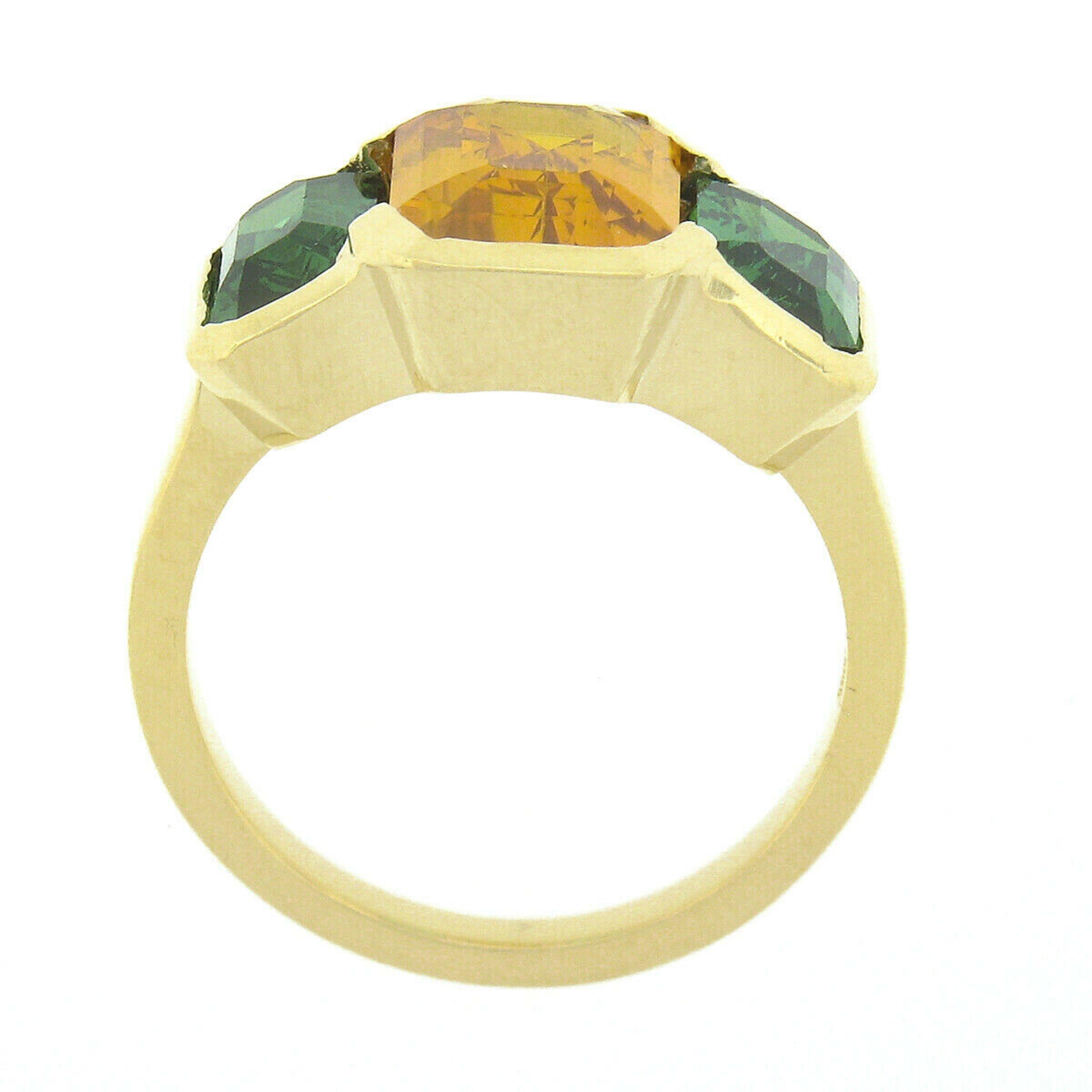 18k Gold 3.02ct GIA Half Bezel Yellow Sapphire & Tsavorite 3 Stone Cocktail Ring For Sale 1