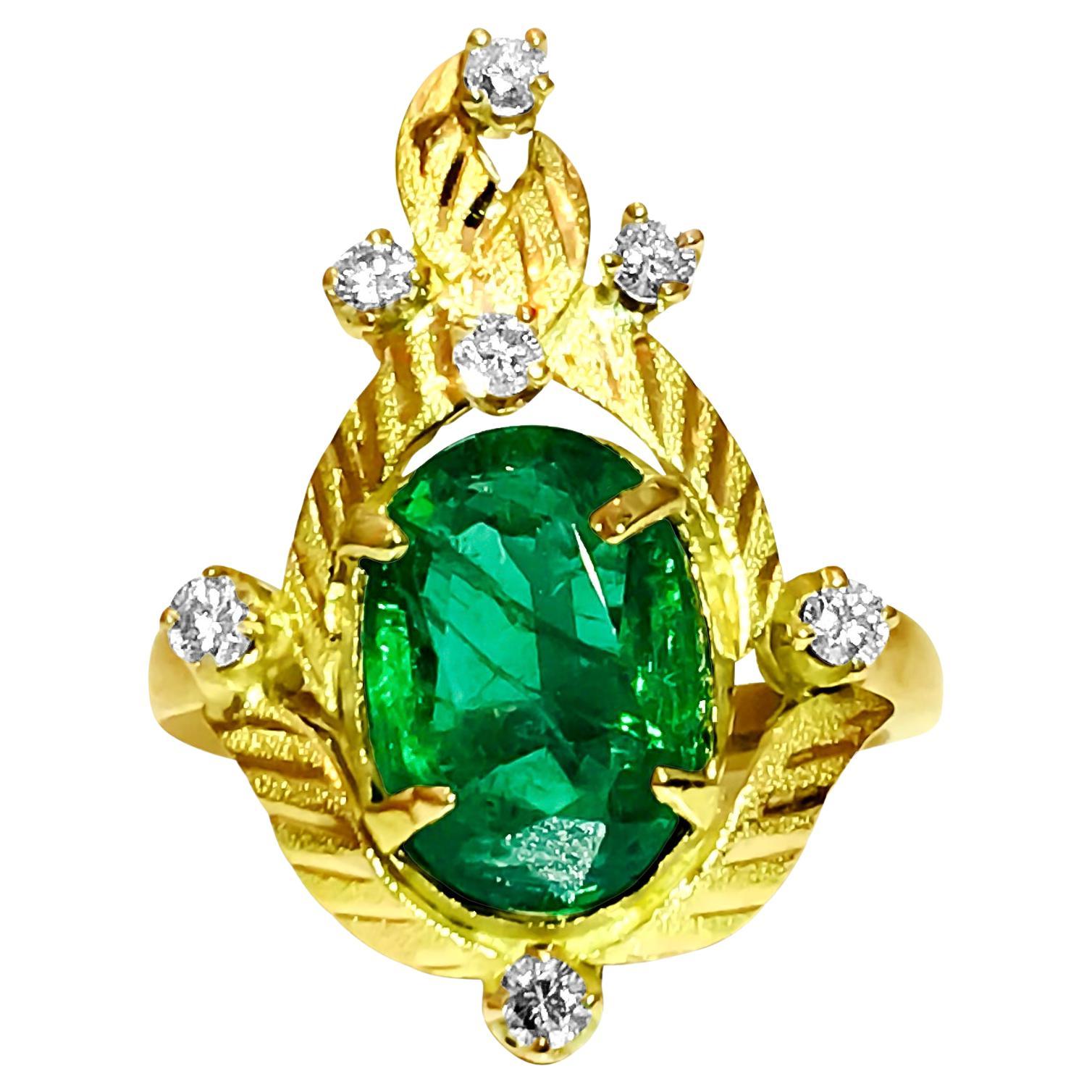 18K Gold, 3.24 Carat Emerald and Diamond Ring For Sale