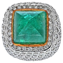 Vintage 18K Gold 38 Carat Sugarloaf Green Emerald and Diamond Cocktail Ring