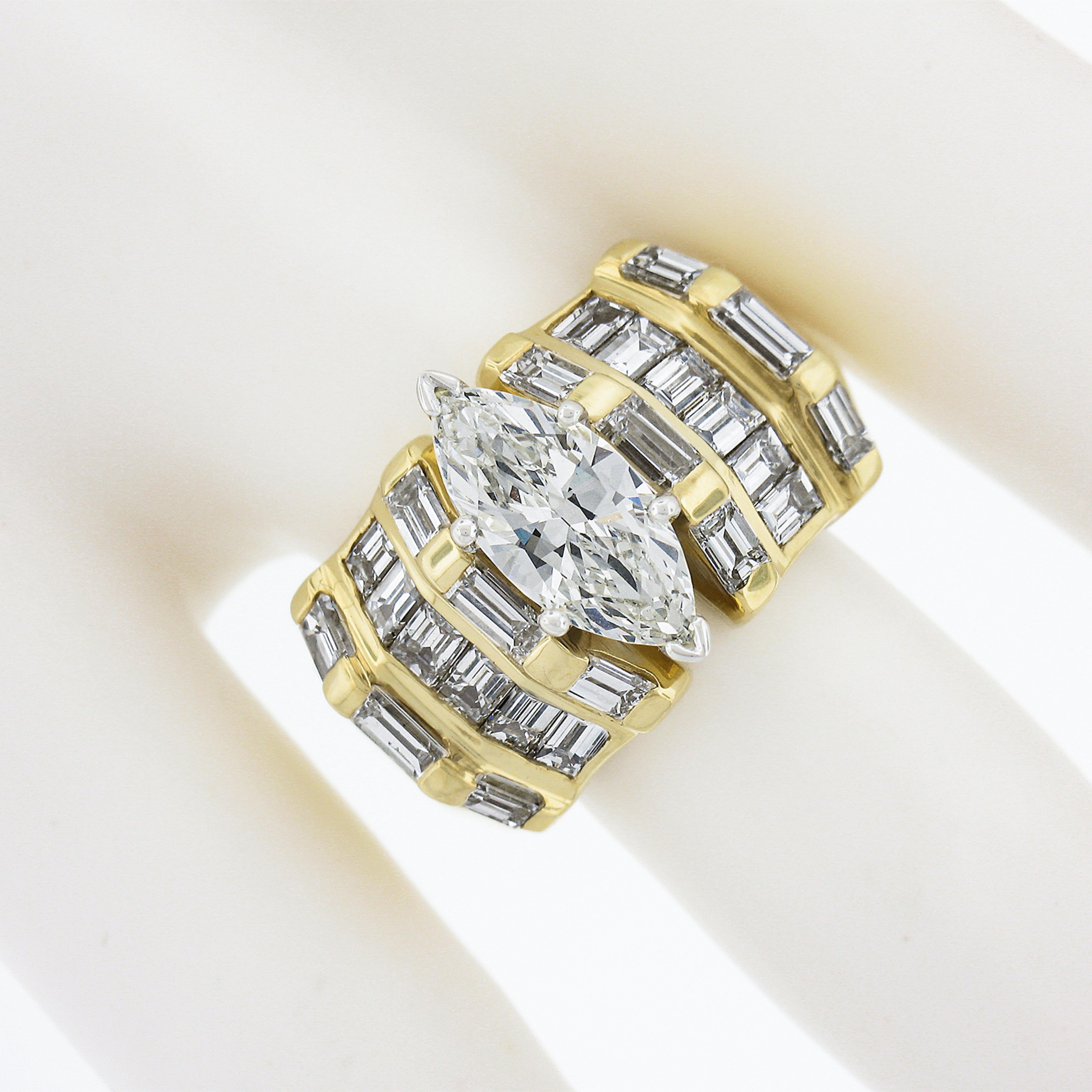 Bague de fiançailles large en or 18 carats avec diamant marquise de 3,97 carats certifié GIA et côtés baguettes Pour femmes en vente