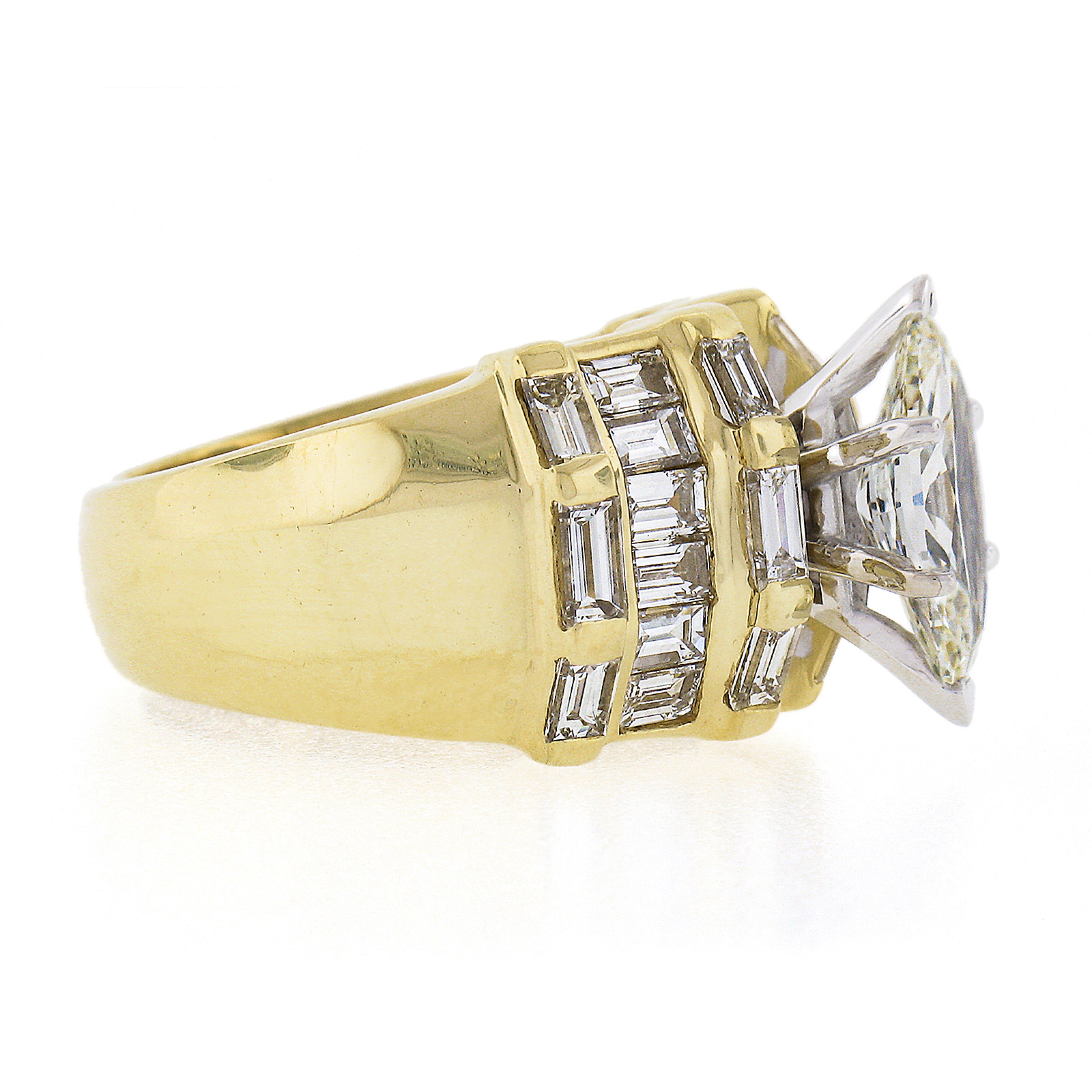 Bague de fiançailles large en or 18 carats avec diamant marquise de 3,97 carats certifié GIA et côtés baguettes en vente 1