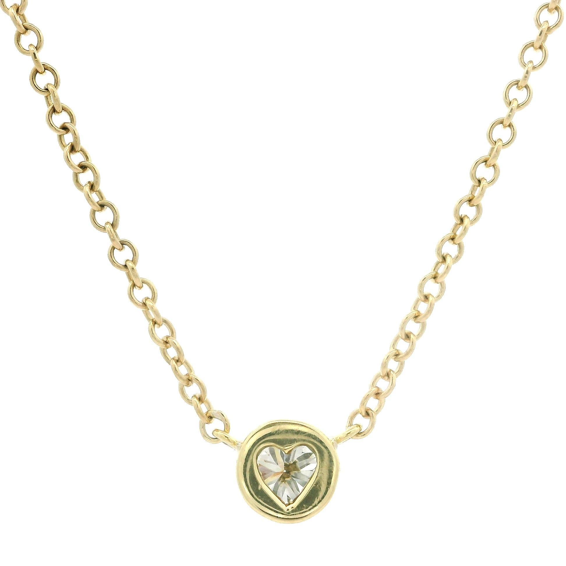 18k Gold .40ct Diamond Bezel Solitaire Round Pendant Necklace Heart Gallery In Excellent Condition For Sale In Montclair, NJ